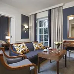 Hotel Dr Irena Eris Zdrój 5*