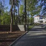 Hotel Dr Irena Eris Zdroj 5*