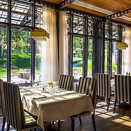 Spa Dr Irena Eris Zdroj 5* بولانيكا- زدروي