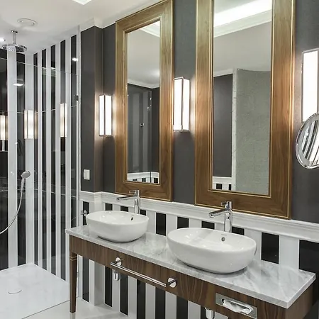 Dr Irena Eris Zdroj 5*