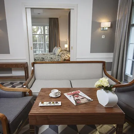 Otel Dr Irena Eris Zdroj