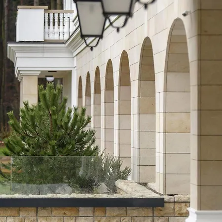 Dr Irena Eris Zdroj Hotel